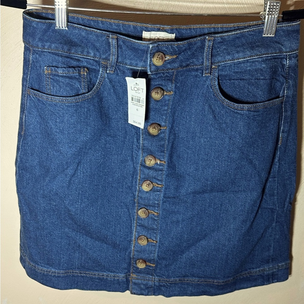 Loft size 6 denim skirt